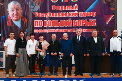 В Заинске прошёл республиканский турнир по вольной борьбе памяти Михаила Данилова