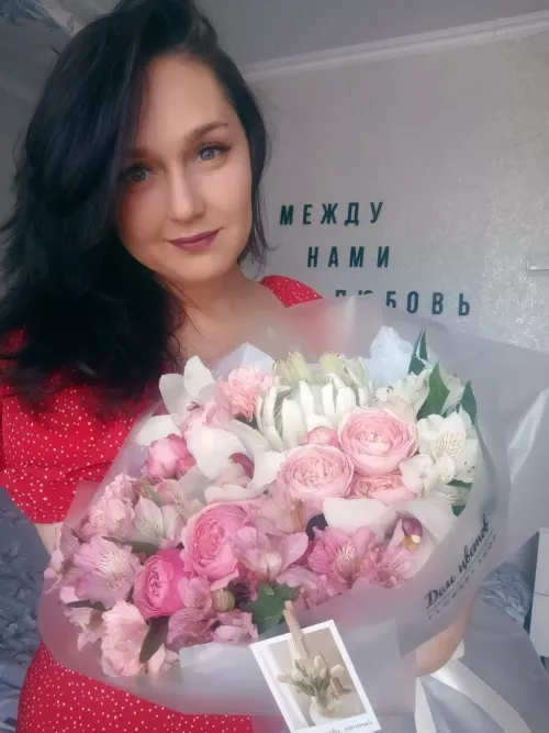 Айгуль Охотникова из Заинска создает «вкусные» букеты, необычные подарки и композиции из воздушных шаров