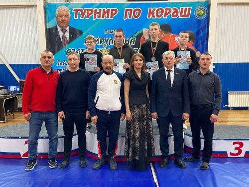 Зәйдә Азат Хәйруллин истәлегенә милли көрәш буенча беренчелек узды