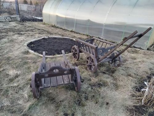 Югары Пәнәче балалары агач эше остасы янында булды