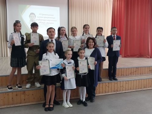 Татарстанның  көньяк-көнчыгышыннан укучылар Зәйгә «Тукай укулары»на җыелды