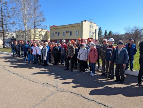 Зәй ГРЭСында юбилей һәм Җиңү көне хөрмәтенә 95 чыршы утыртылды