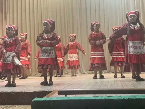 Зәйдә “Олы көн – якты бәйрәм” кичәсе узды