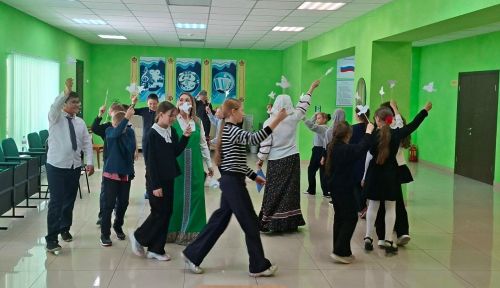 Мирный бистәсе балалары халык традицияләре белән танышты