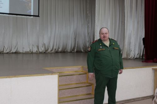 В Заинске студентам рассказали о новшествах призыва