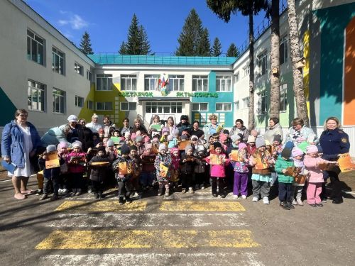 Уроки безопасности в «Светлячке»: эвакуация и беседа от МЧС