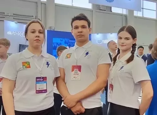 Заинские школьники принимают участие в Международном электроэнергетическом форуме «Энергопром/26»