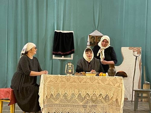 Яктыкүллеләр куйган спектакль  тамашачыны елатты