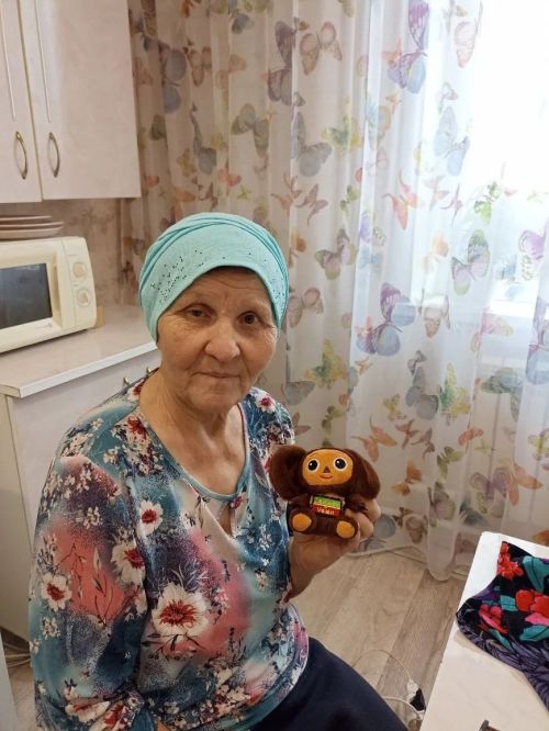 Миннезалия Хайруллина на протяжении 24 лет наводила чистоту в Светлоозерской школе