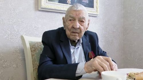 Леонид Мачтаков принял поздравления с 9 Мая