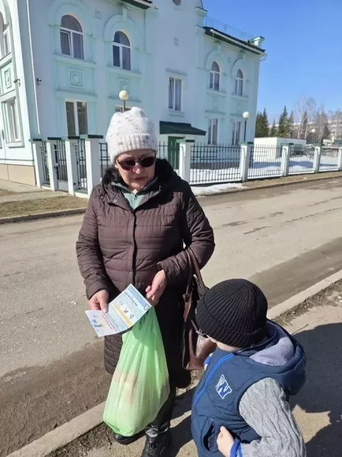 В заинском детском саду «Волшебная сказка» прошла акция «У ПДД каникул нет!»