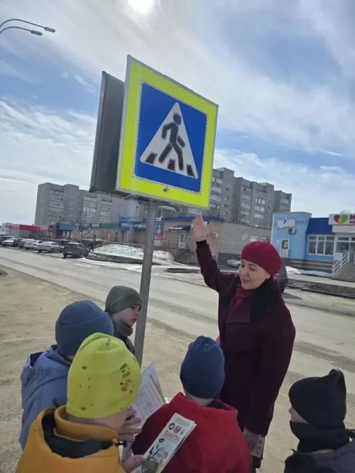 В заинском детском саду «Волшебная сказка» прошла акция «У ПДД каникул нет!»
