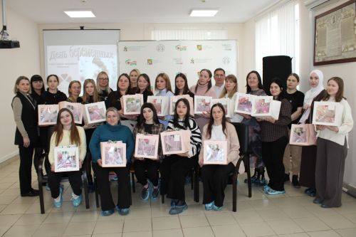 Зәйдә булачак әниләр өчен бәйрәм үтте