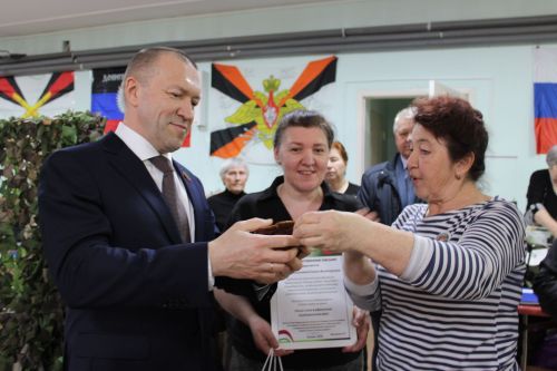Депутат Ринат Фазылов Зәйгә эшлекле визит белән килде