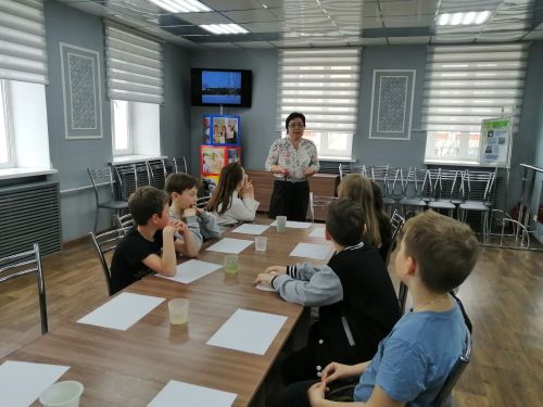 Зәй музее хезмәткәрләре “Радость”та космос белән бәйле чара уздырды