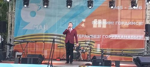 Патриотик җырлар яңгырады