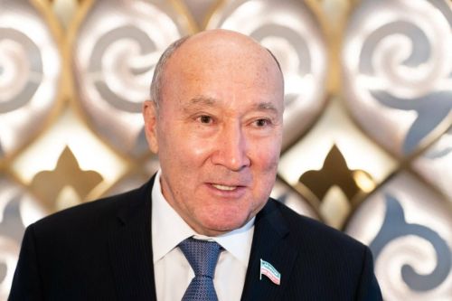 Марат Ахметов поздравил работников СМИ Татарстана с Днем печати республики: «Печать — хранитель культуры»