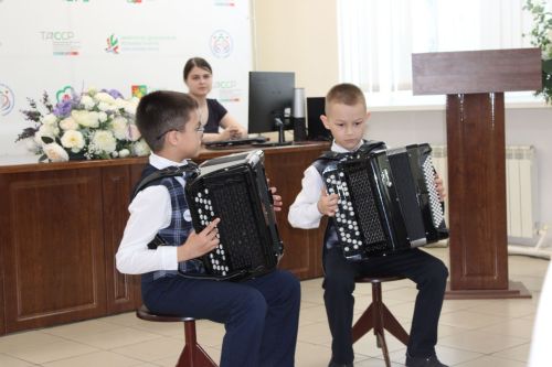 В Заинской ЦРБ отметили Международный день медицинской сестры