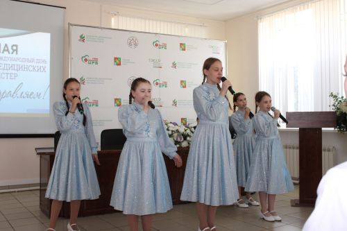 В Заинской ЦРБ отметили Международный день медицинской сестры