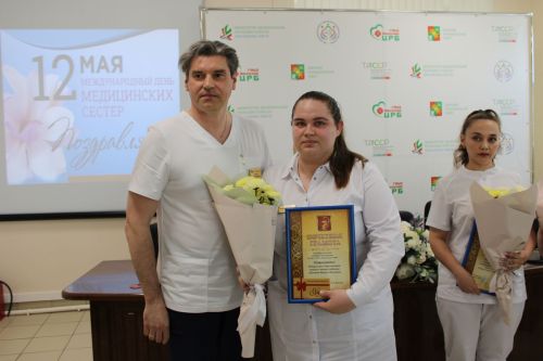 В Заинской ЦРБ отметили Международный день медицинской сестры