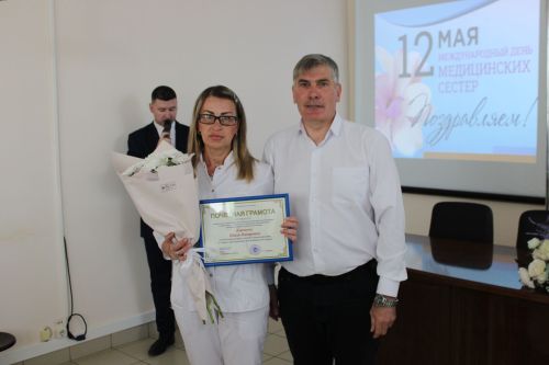 В Заинской ЦРБ отметили Международный день медицинской сестры