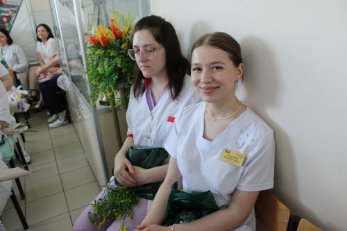 В Заинской ЦРБ отметили Международный день медицинской сестры