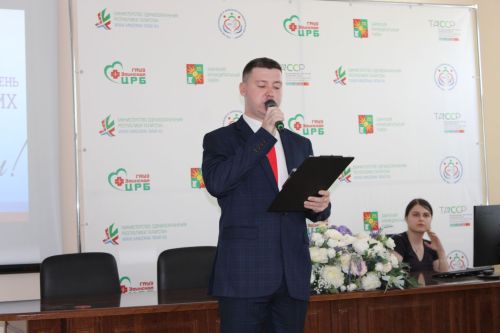 В Заинской ЦРБ отметили Международный день медицинской сестры