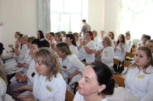 В Заинской ЦРБ отметили Международный день медицинской сестры