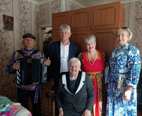 95 лет труженице тыла Галине Сукоркиной: мудрость и стойкость