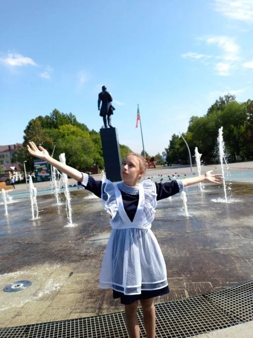 Ирина Максимова: “Без  үз гомерләре бәрабәренә тыныч тормыш бүләк иткән  батырлар каршында баш иябез”