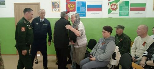 В Верхненалимовской школе открыли «Парту Героя» в память о выпускнике Динаре Бурганове