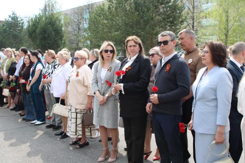 Зәйдә махсус хәрби операциядә батырларча һәлак булган майор Сергей Петрушенко истәлегенә мемориаль такта ачылды