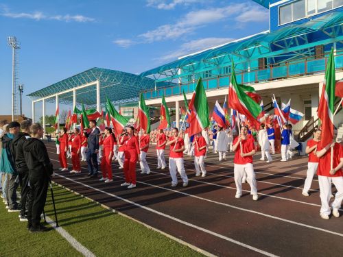 В Заинске прошли соревнования по шашкам, дартсу и нардам среди ветеранов и участников СВО