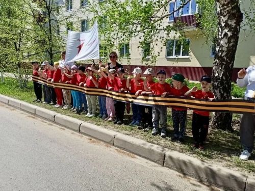 Зәйнең Ленин урамы «Хәтер тасмасы» белән бизәлде