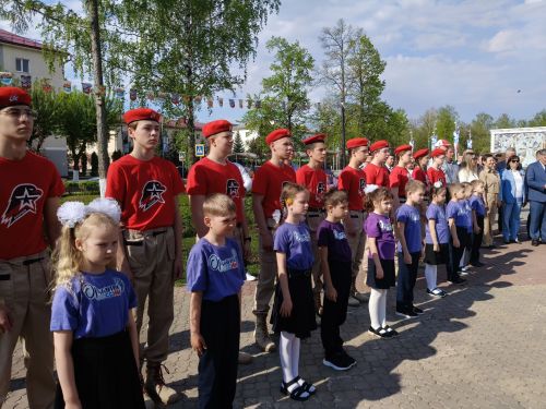 В Заинске подняли Знамя Победы