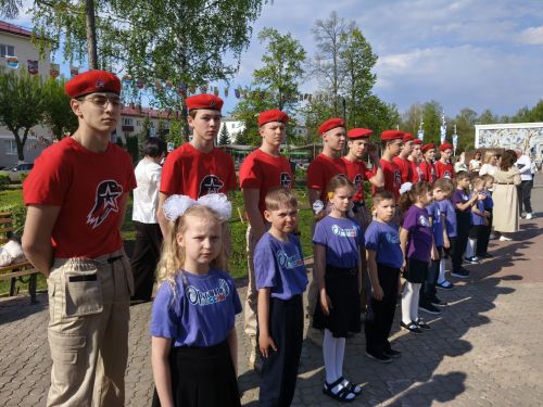 В Заинске подняли Знамя Победы