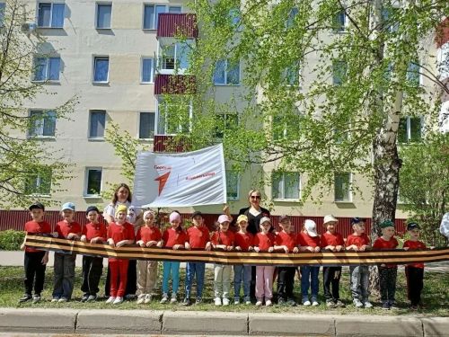 Зәйнең Ленин урамы «Хәтер тасмасы» белән бизәлде
