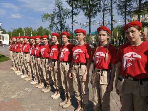 В Заинске подняли Знамя Победы