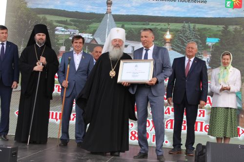 Югары Багражда реставрациядән соң  Изге Троица чиркәве ачылды
