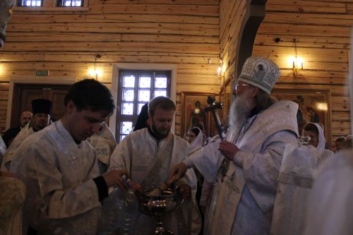 Югары Багражда реставрациядән соң  Изге Троица чиркәве ачылды