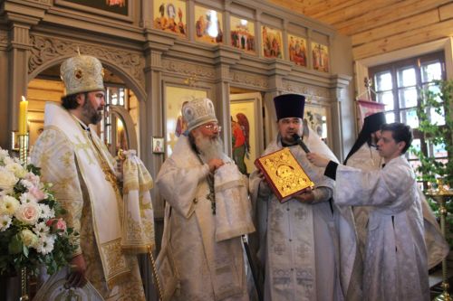 Югары Багражда реставрациядән соң  Изге Троица чиркәве ачылды