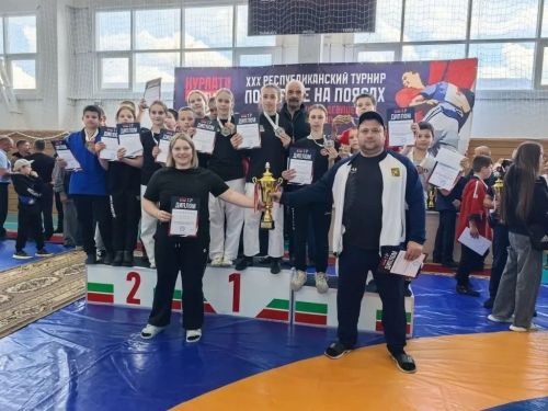 Зәй командасы көрәш турнирында республикада - икенче