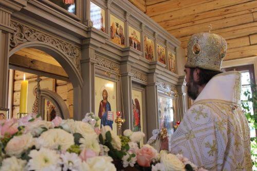 Югары Багражда реставрациядән соң  Изге Троица чиркәве ачылды