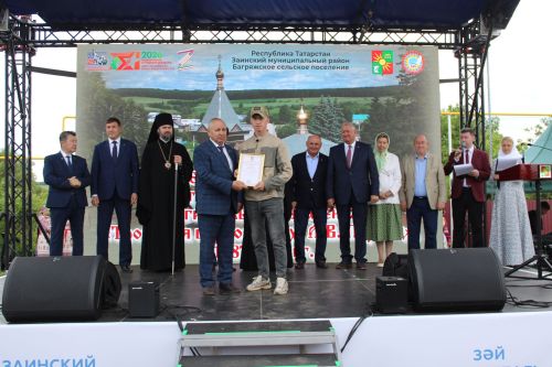 Югары Багражда реставрациядән соң  Изге Троица чиркәве ачылды