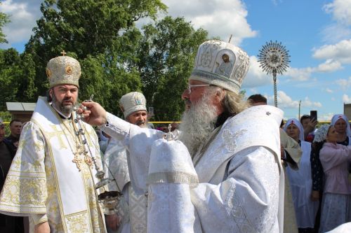 Югары Багражда реставрациядән соң  Изге Троица чиркәве ачылды