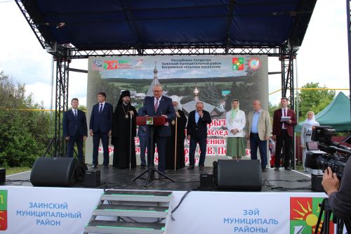 Югары Багражда реставрациядән соң  Изге Троица чиркәве ачылды