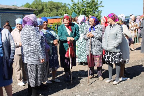 Югары Багражда реставрациядән соң  Изге Троица чиркәве ачылды