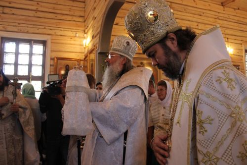 Югары Багражда реставрациядән соң  Изге Троица чиркәве ачылды