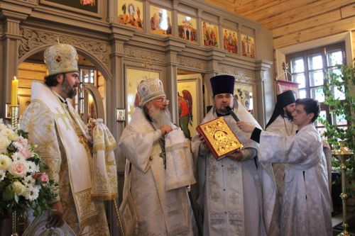 Югары Багражда реставрациядән соң  Изге Троица чиркәве ачылды