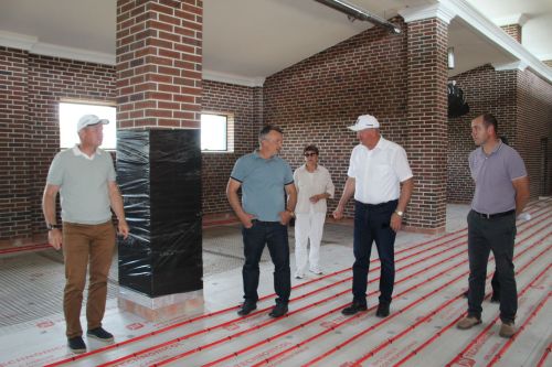 Зәйдә җитәкчеләр күләмле төзелеш эшләре алып барылучы объектларны карады